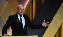 Growing Number of Hollywood Actors Call for End to COVID Mandates