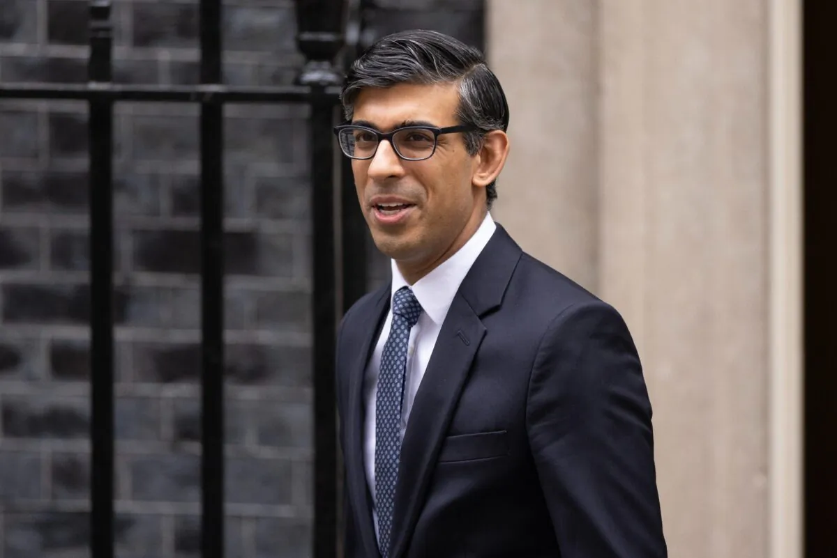 British Prime Minister Rishi Sunak departs Downing Street ahead of the weekly Prime Ministers Questions in the House of Commons, in London, on March 1, 2023. (Dan Kitwood/Getty Images)