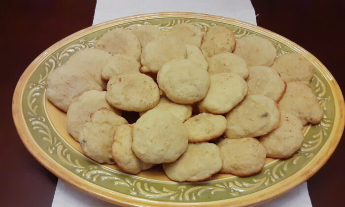 The Family Table: Love Is a Batch of Grandma Edith's Banana Cookies