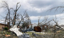 3 Dead, Hundreds Injured in Arkansas After Tornados Hit, Multiple States Under Tornado Watch