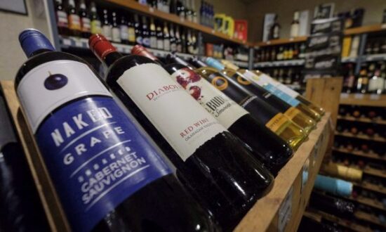 Saskatchewan Shutting Down Government Liquor Stores, Selling Off Permits