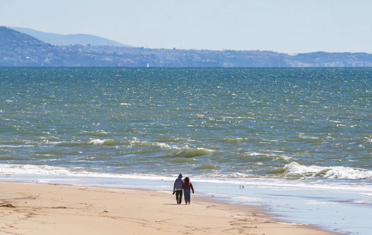 A break of sunshine hits after days of high winds and rain in Newport Beach, Calif., on March 2, 2023. (John Fredricks/The Epoch Times)