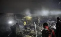 Fire at Indonesian Oil Depot Kills 17; Thousands Evacuated