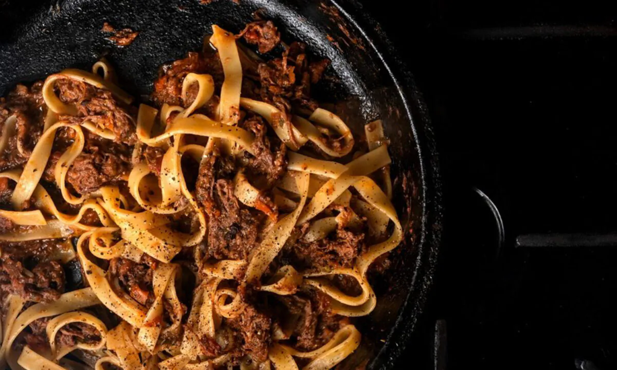 Ragù di Bolognese is a hearty meat sauce made in the style of Bologna with ground meat, vegetables, wine, and tomato paste.(michaelbarrowphoto/Shutterstock)
