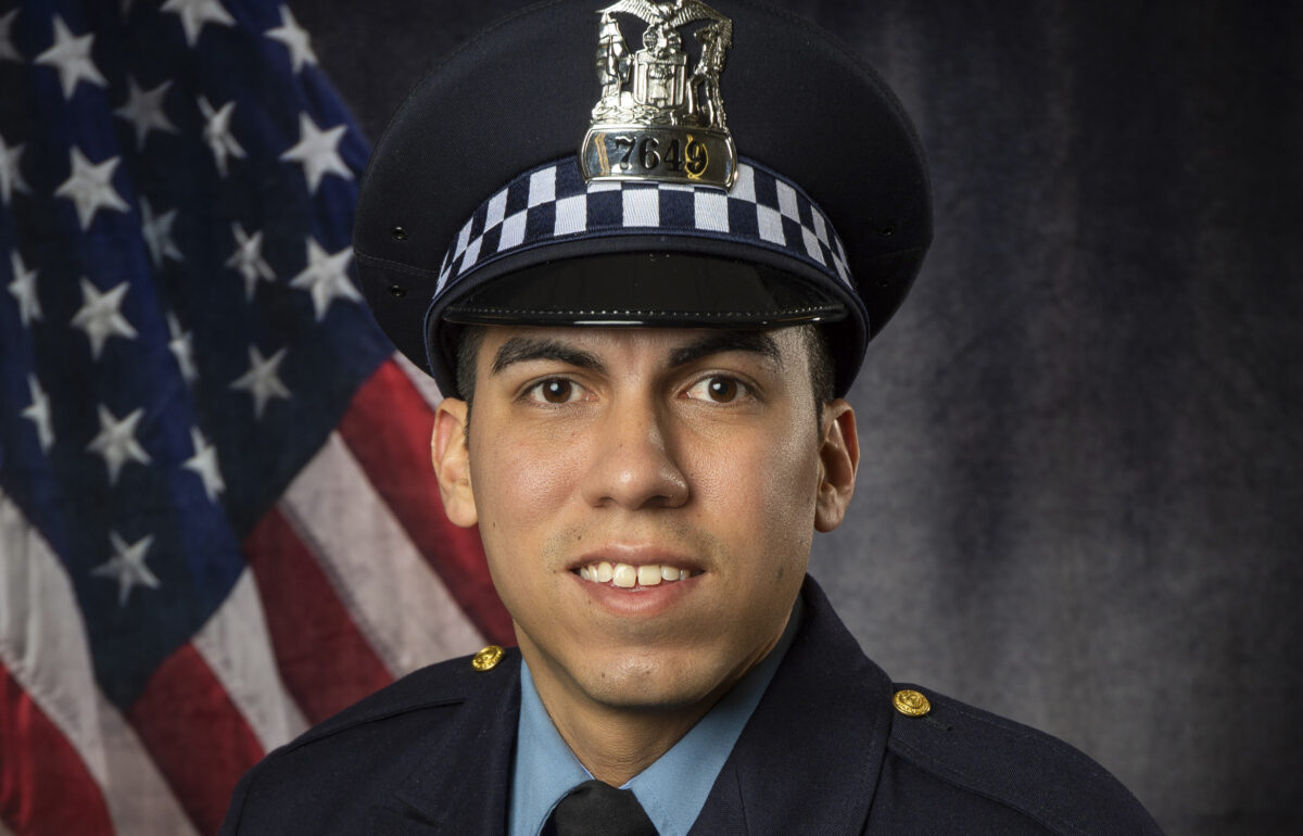 NextImg:Suspect Charged After Chicago Officer Dies After Shootout