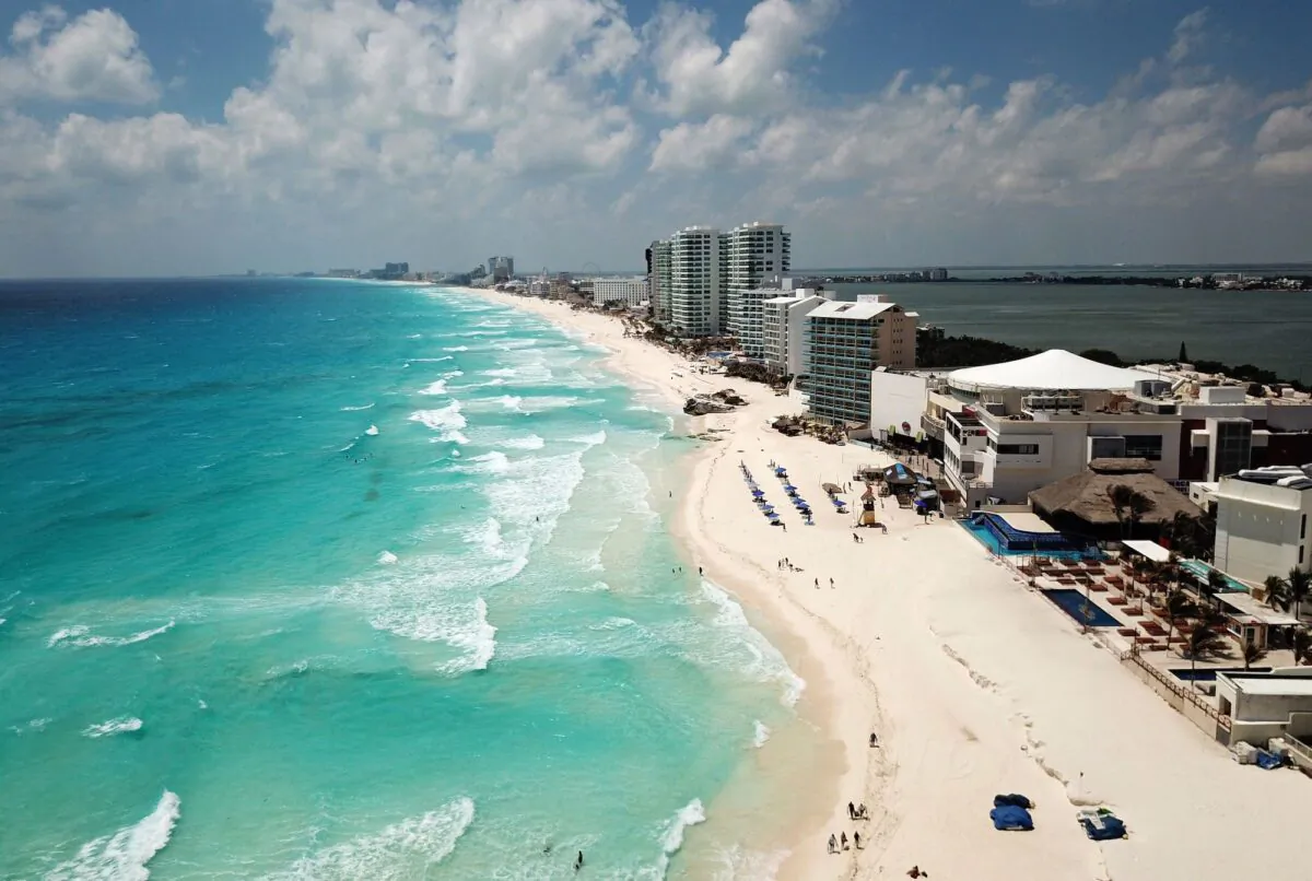 Aerial view of a Mexican beach as seen in a file photo. (Elizabeth Ruiz/AFP via Getty Images)