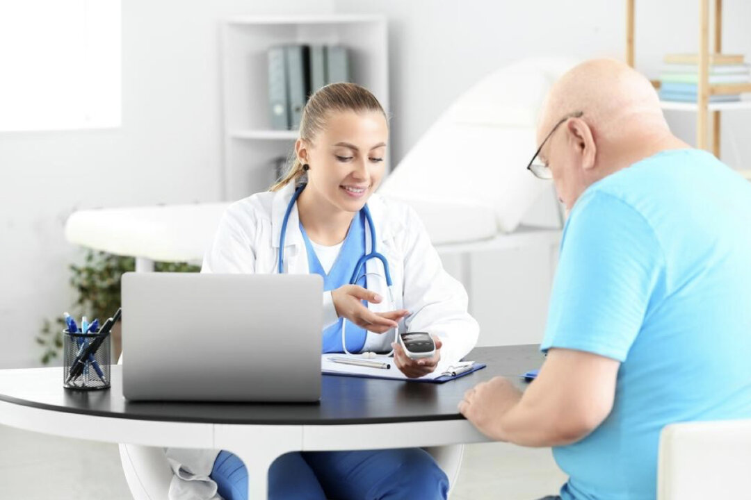 Diabetes seriously affects daily life and increases the risk of death, doctors explain the causes of diabetes. (Shutterstock)