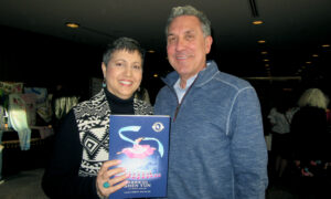 Shen Yun ‘Phenomenal, Very Beautiful,’ Says Tech VP