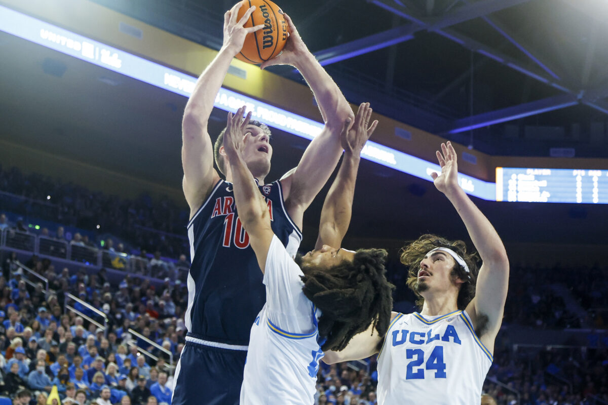 NextImg:No. 4 UCLA Beats No. 8 Arizona 81–73, Goes 17–0 at Home