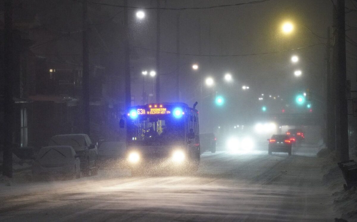 NextImg:Major Winter Storm Brings Heavy Snow to Parts of Ontario, Causes Flight Cancellations