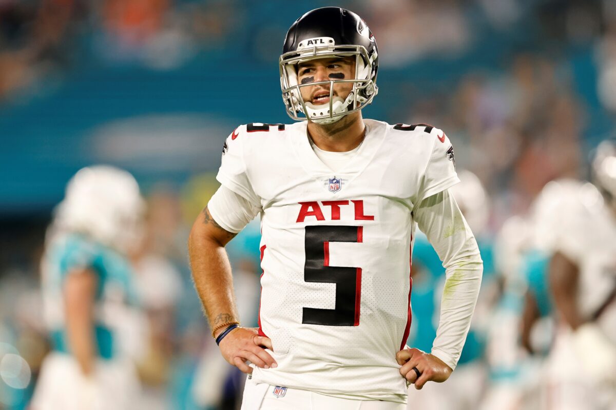 NextImg:XFL Roundup: Defenders Beat A.J. McCarron, Battlehawks for 1st Place