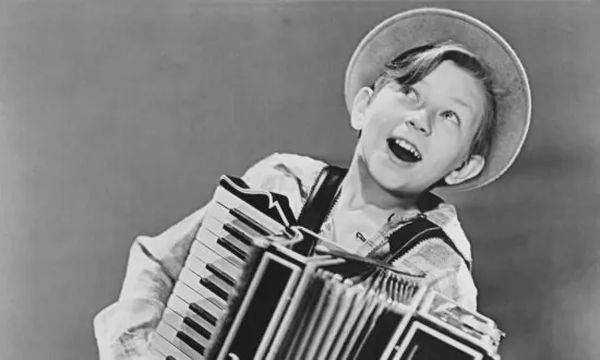 ‘Sing, You Sinners’ from 1938: Three Musical Brothers
