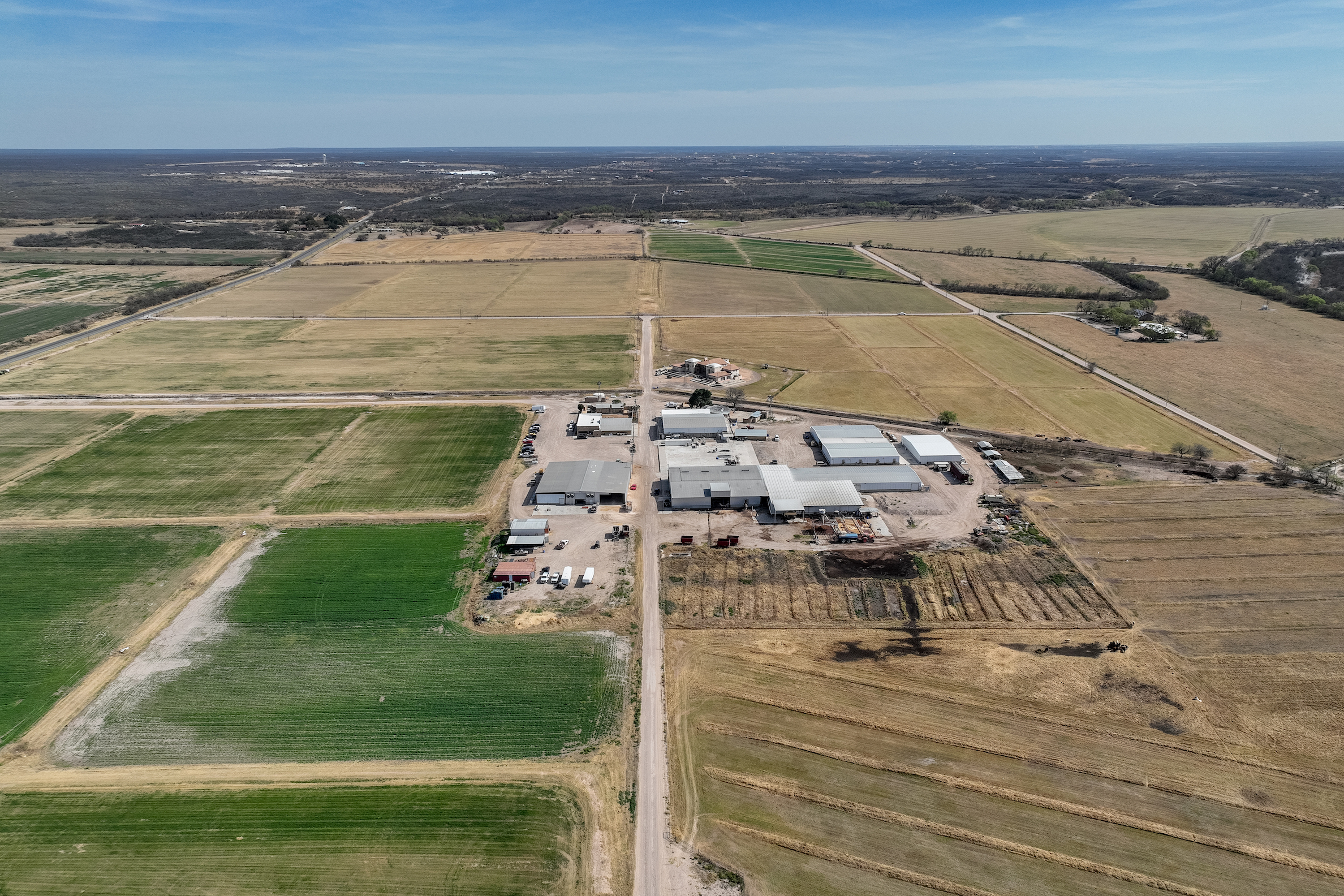 Texas Senate Passes Legislation Banning Hostile Nations From Buying Farmland - Vimarsana News