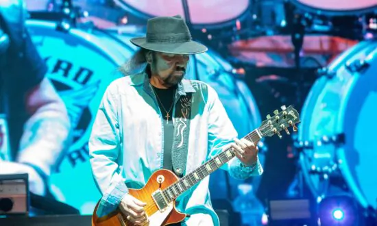 Lynyrd Skynyrd Founding Member Gary Rossington Dead at 71