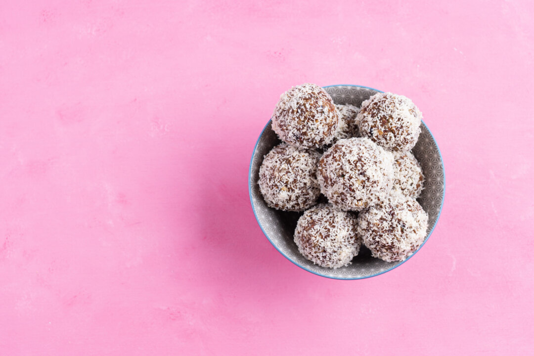 Pumpkin Seed, Cranberry, Coconut Cookies (Recipe)