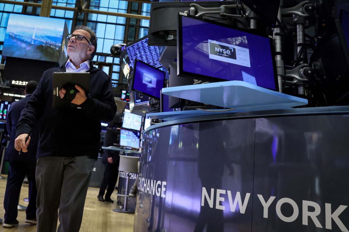 NextImg:Wall Street Opens Higher Ahead of Payrolls Data