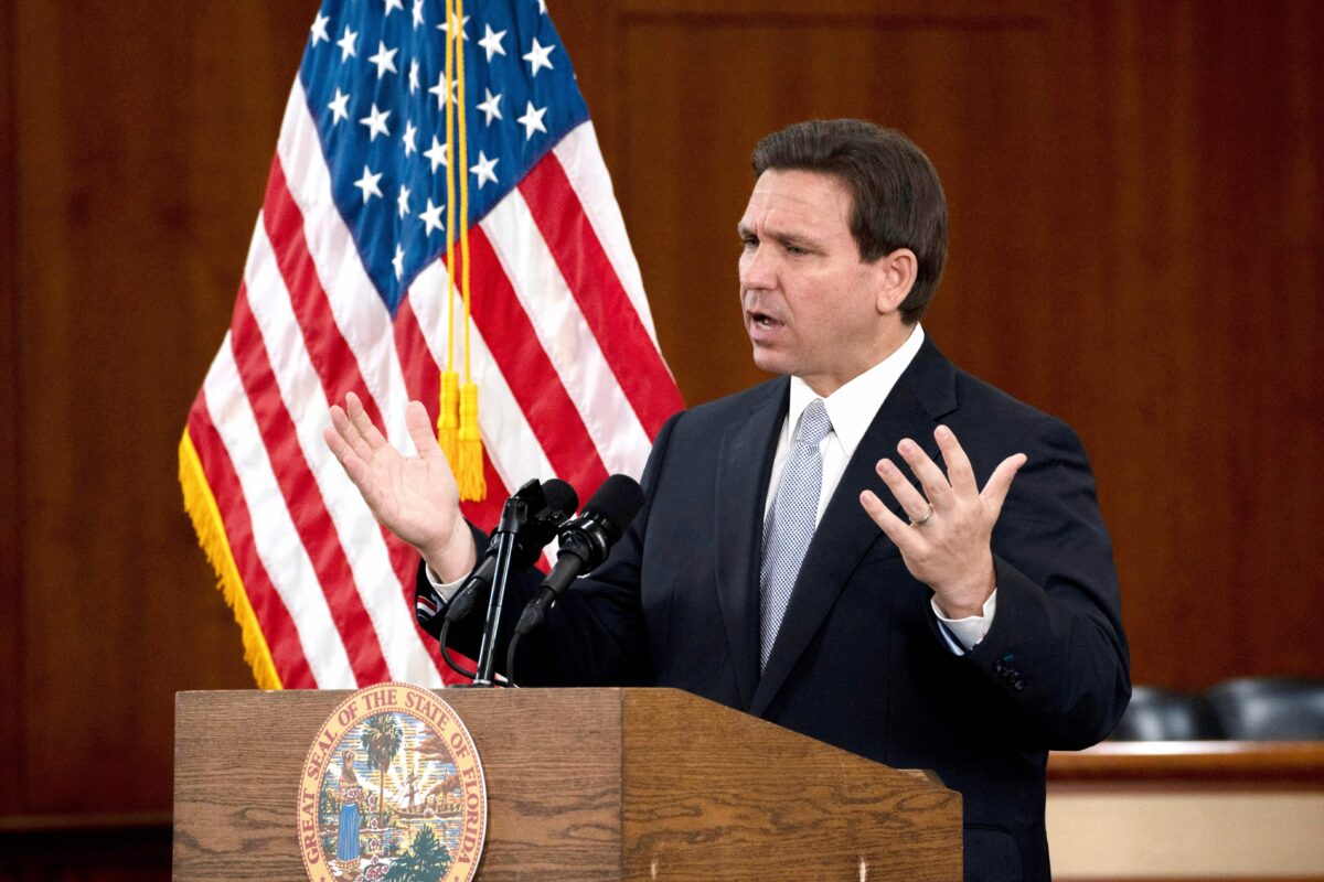 NextImg:LIVE NOW: DeSantis Speaks at Des Moines, 2nd Stop on Iowa Trip