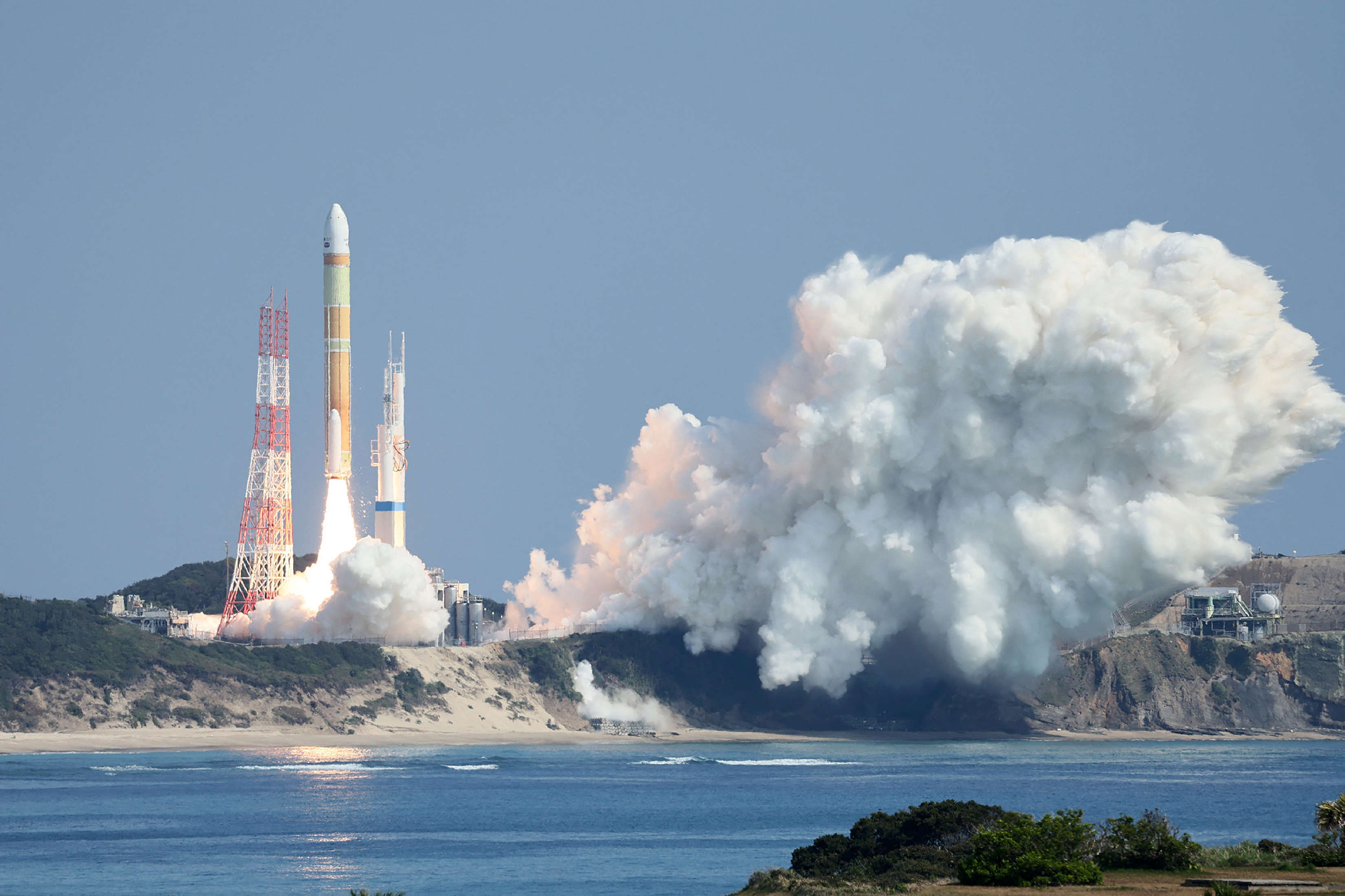 Self-Destruct Command Issued After Liftoff for Japan's New H3 Rocket - Vimarsana News