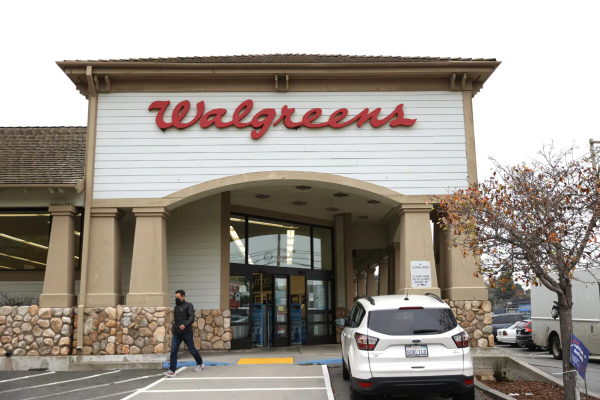 A Walgreens store in Mill Valley, Calif., on Jan. 6, 2022. (Justin Sullivan/Getty Images)
