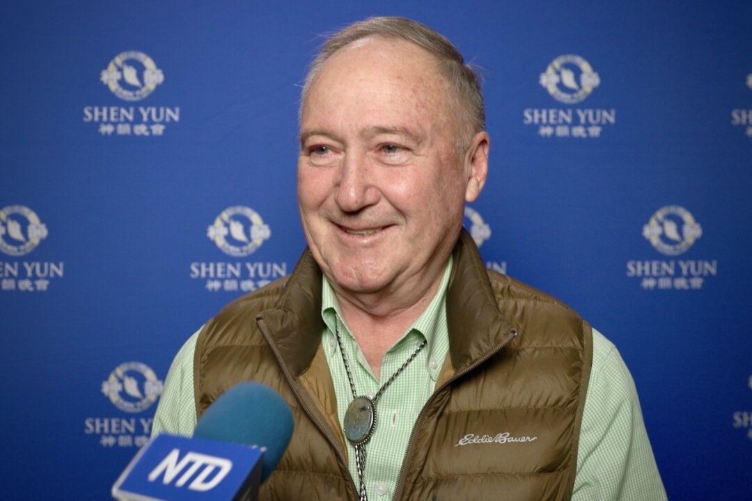 John Lake at Shen Yun Performing Arts at the Mechanics Bank Theater, in Bakersfield, on March 8, 2023. (NTD)