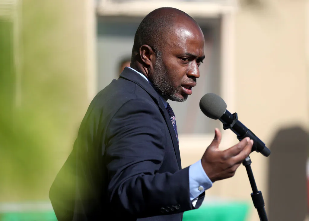 Superintendent of Public Instruction Tony Thurmond speaks at a news conference at Nystrom Elementary School in Richmond, Calif., on May 17, 2022. (Justin Sullivan/Getty Images)