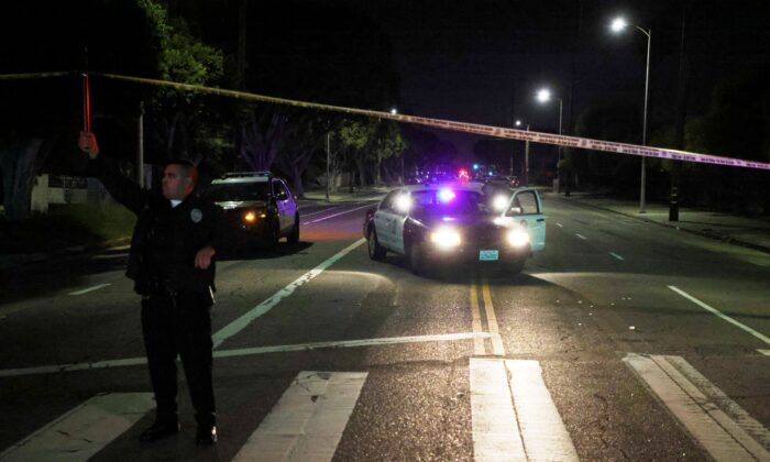 Los Angeles Motorist Rams Into Vehicle, Killing Driver He Says Robbed ...