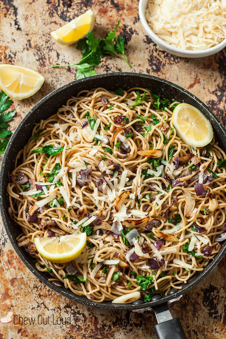 Spaghetti aglio e olio refers to a popular Italian dish made with garlic and oil. (Courtesy of Amy Dong)