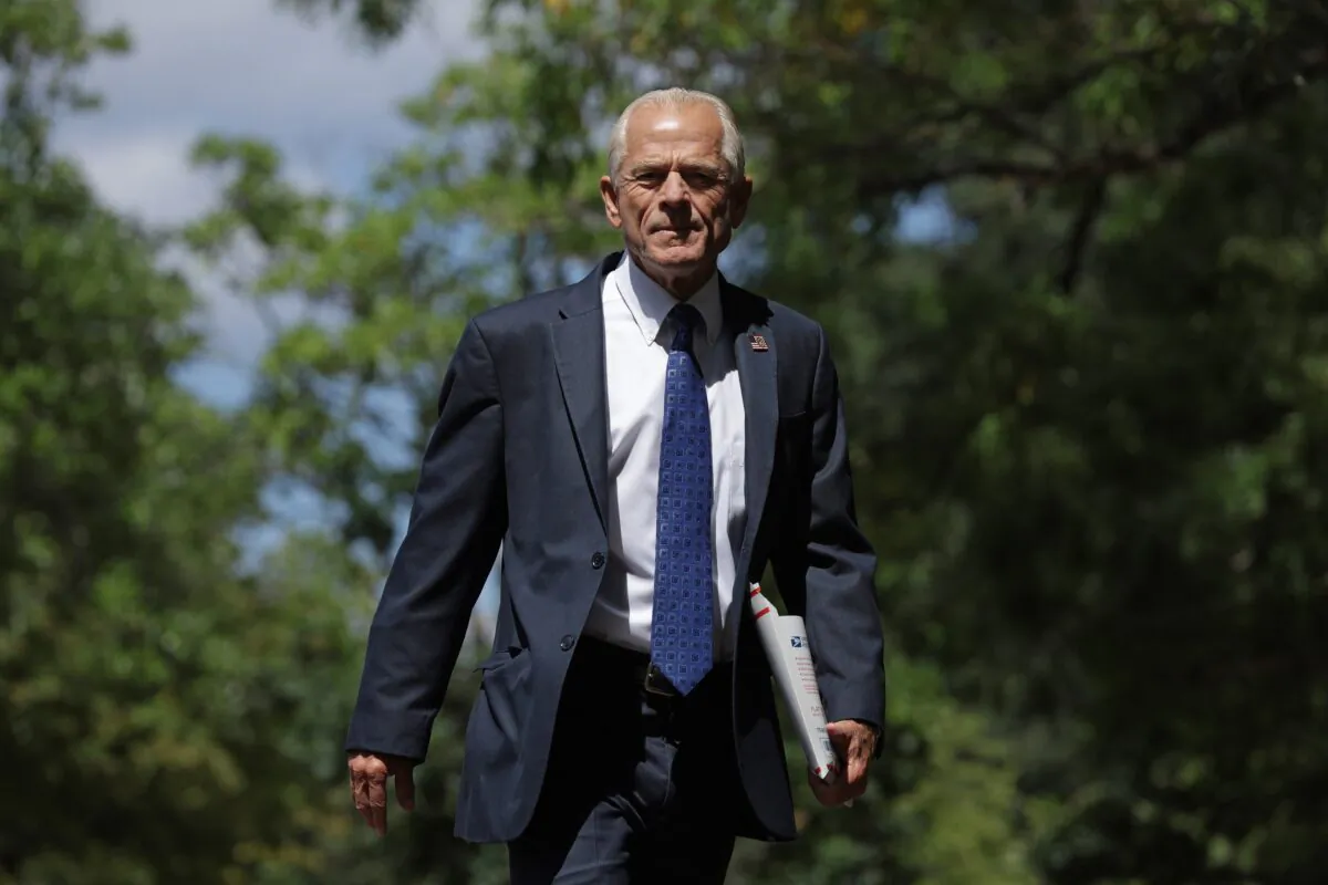 Former Trump White House trade adviser Peter Navarro arrives at a district court for a motion hearing in Washington on Aug. 31, 2022. (Alex Wong/Getty Images)