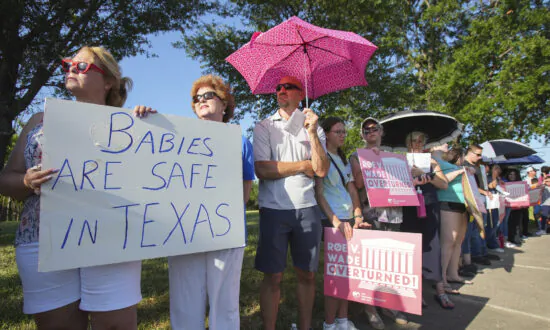 Texas Law Saved Nearly 10,000 Babies From Abortion Over 9-month Period, Study Shows