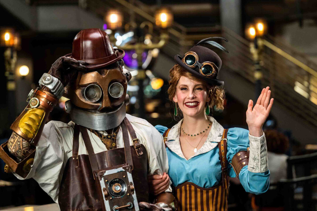 Jacques and Penelope at Toothsome Chocolate Emporium. (Courtesy Universal Studios Hollywood/TNS)