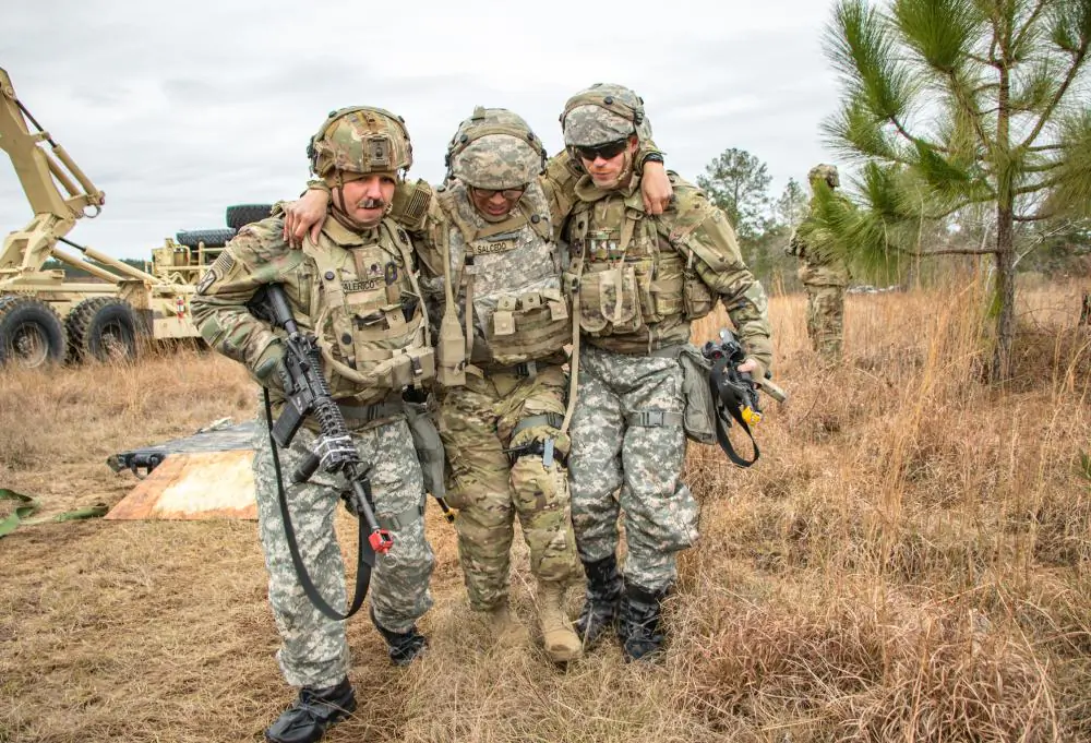Soldiers from the 10th Combat Aviation Brigade, 10th Mountain Division, evacuate a wounded soldier during a Joint Readiness Training Center exercise at Fort Polk, La., on Jan. 20, 2022. (Spc. Pierre Osias, 27th Public Affairs Detachment)