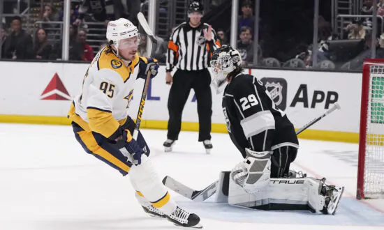 Kevin Lankinen Shines as Predators Clip Kings in Shootout