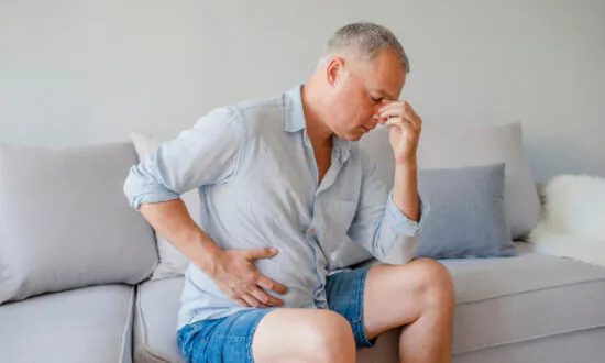 6 Tips to Relieve Constipation: Nutritionist