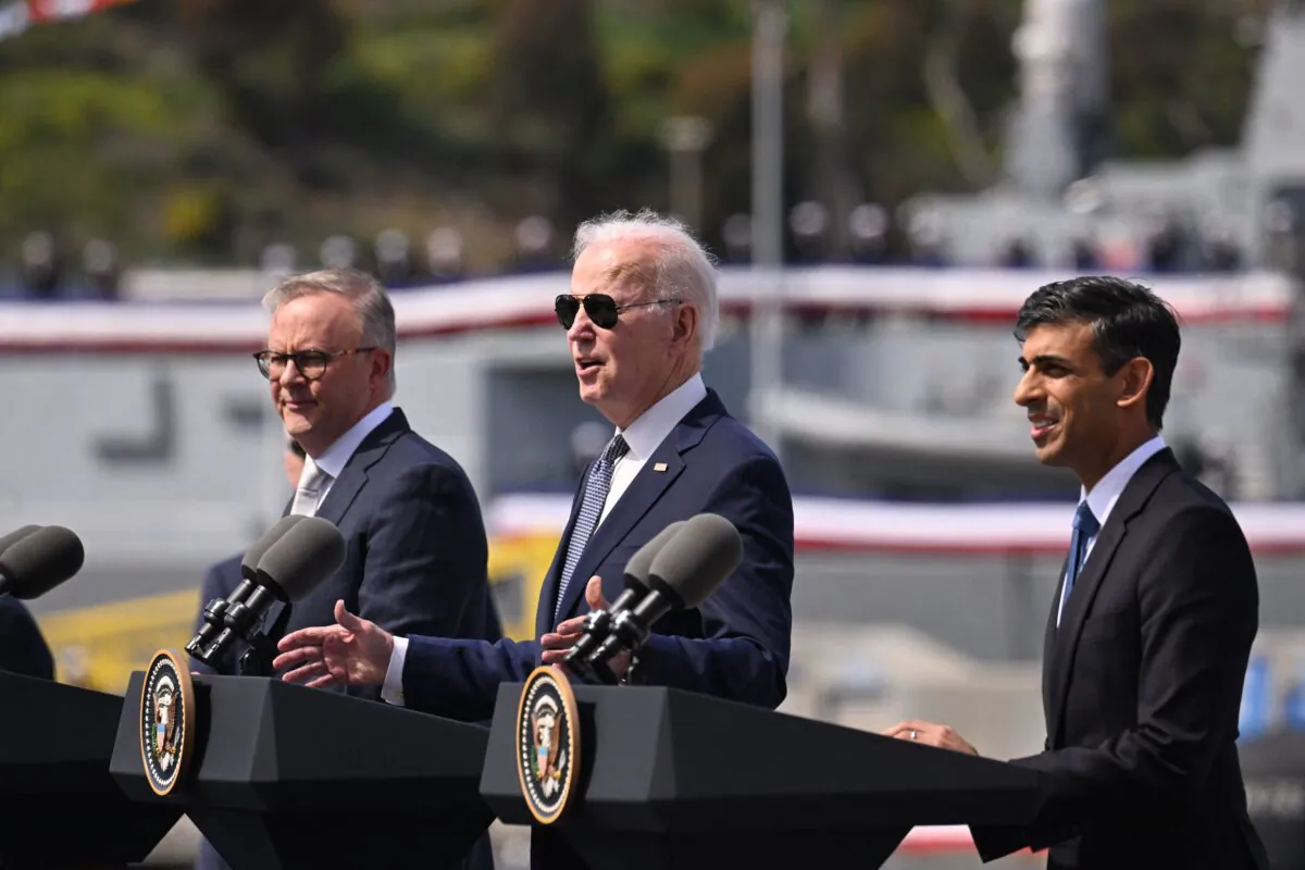 U.S. President Joe Biden (C) speaks alongside British Prime Minister Rishi Sunak (R) and Australian Prime Minister Anthony Albanese (L) at a press conference during the AUKUS summit at Naval Base Point Loma in San Diego, Calif., on March 13, 2023. (Jim Watson/Getty Images)