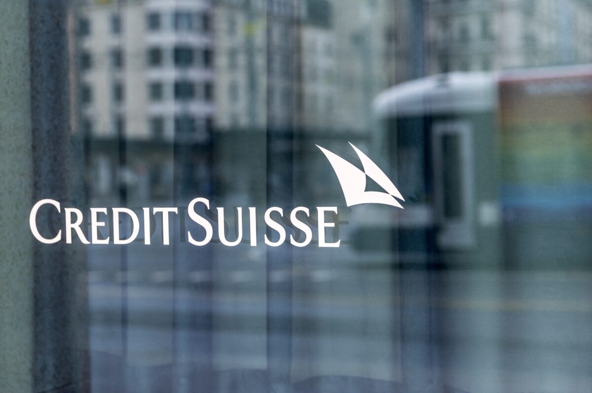 NextImg:Credit Suisse Shares Hit New Low