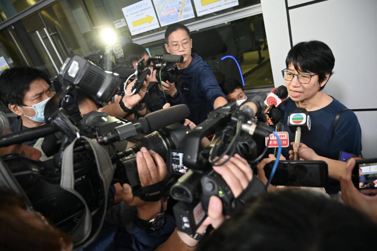 NextImg:Hong Kong Police Arrested Lee Cheuk-Yan's Wife, Former Workers Rights Union Director-General, Suspected of Colluding With Foreign Forces
