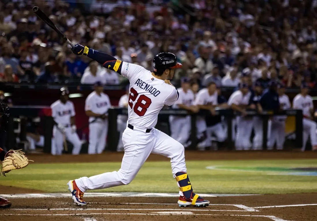 USA routs Canada, climbs back into contention at WBC