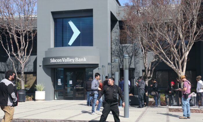First Citizens Buys Failed Lender Silicon Valley Bank