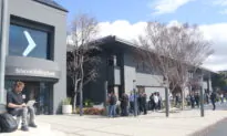 Silicon Valley Bank Customers Stand in Line for Hours at Santa Clara Location
