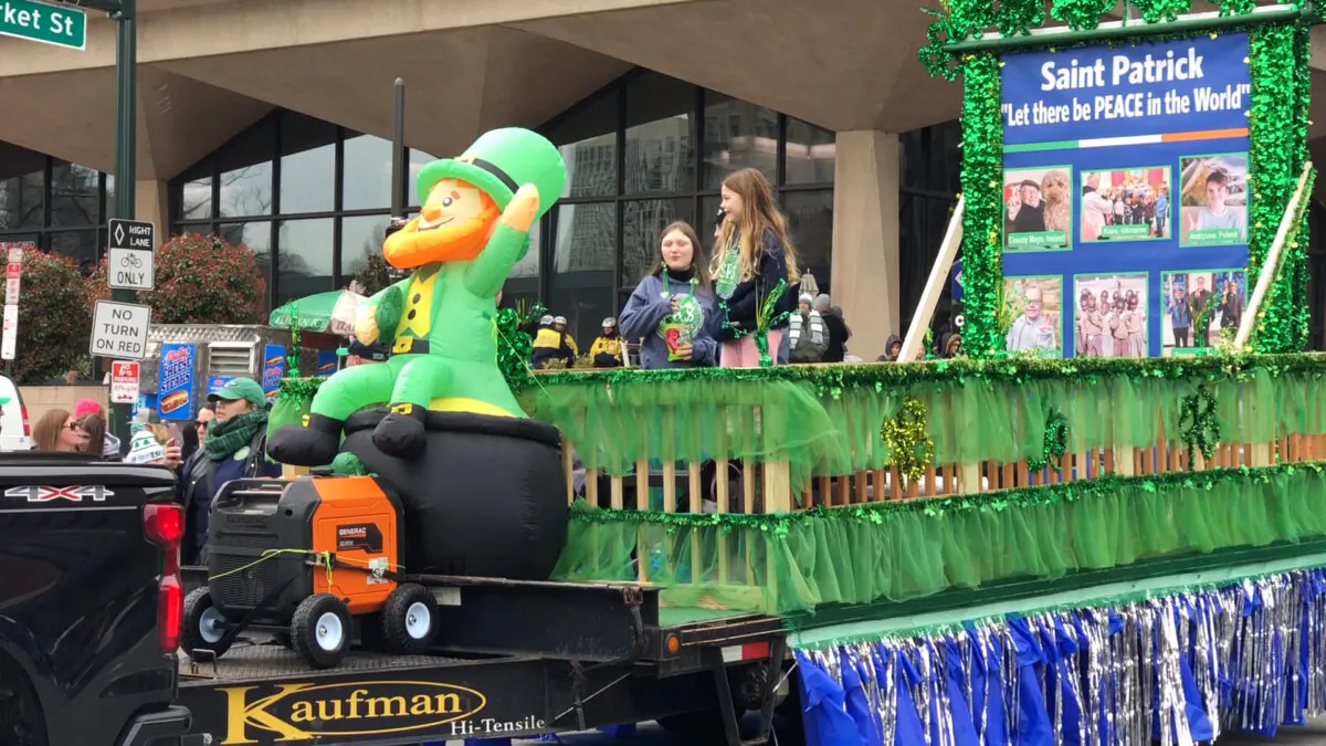 Philadelphia St. Patrick’s Day Parade on March 12, 2023. (William Huang/The Epoch Times)