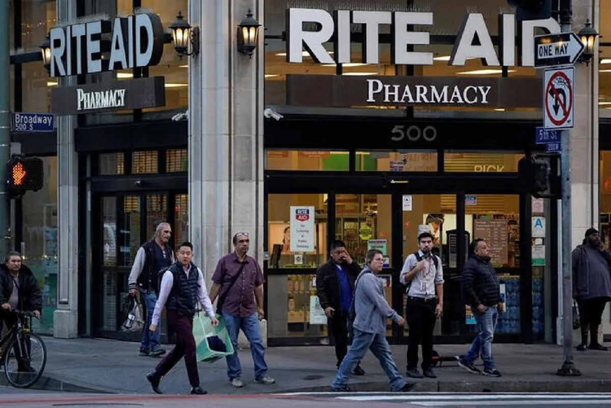 One of the national chain's stores in downtown Los Angeles on Oct. 16, 2019. (Mike Blake/Reuters)