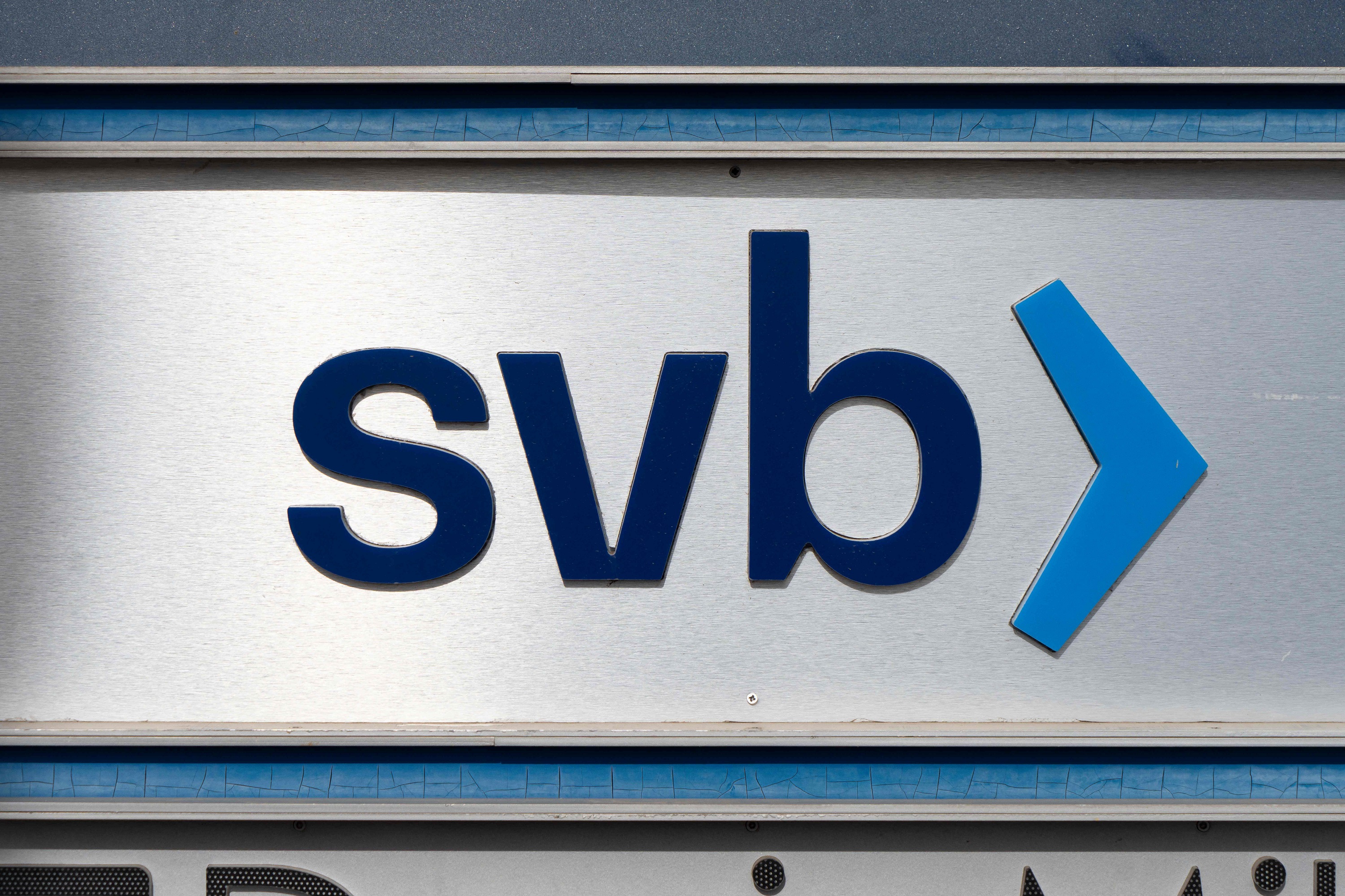 Rep. Mike Flood Calls for Answers on SVB Bank Collapse Before Jumping to New Regulations - Vimarsana News