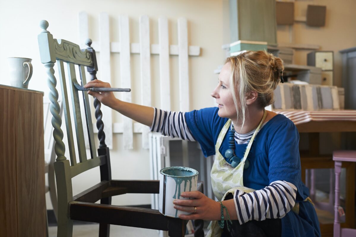 NextImg:5 Essential Tips to Know Before Painting a Piece of Furniture