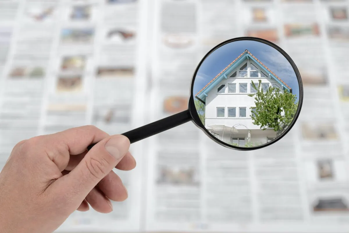 There are many questions to ask when searching for a  good rental property.  (s-ts/Shutterstock)