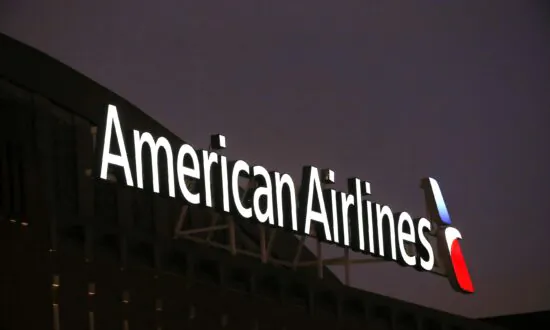 Woman Ordered to Pay Nearly $39,000 to American Airlines for Interfering With Flight Crew