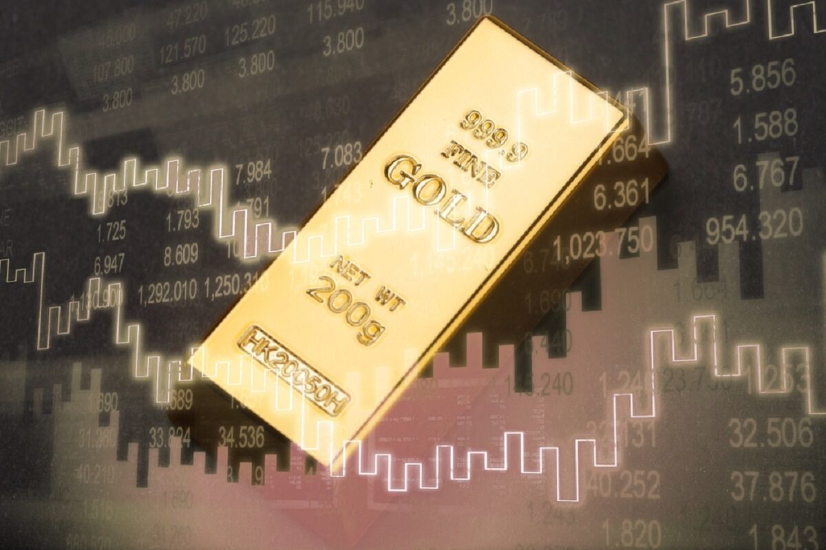 NextImg:Gold Ascends Above $2,000, Approaching All-Time High: Peter Schiff Weighs In