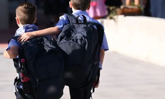Education Minister Wants to ‘Level the Playing Field’ Between Rich and Poor Students