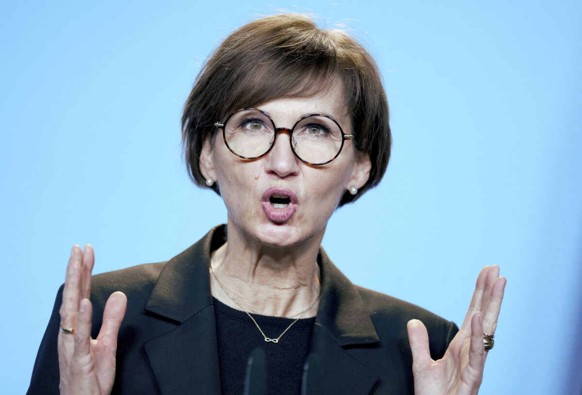 NextImg:German Minister to Make Official Visit to Taiwan in Decades-Long First