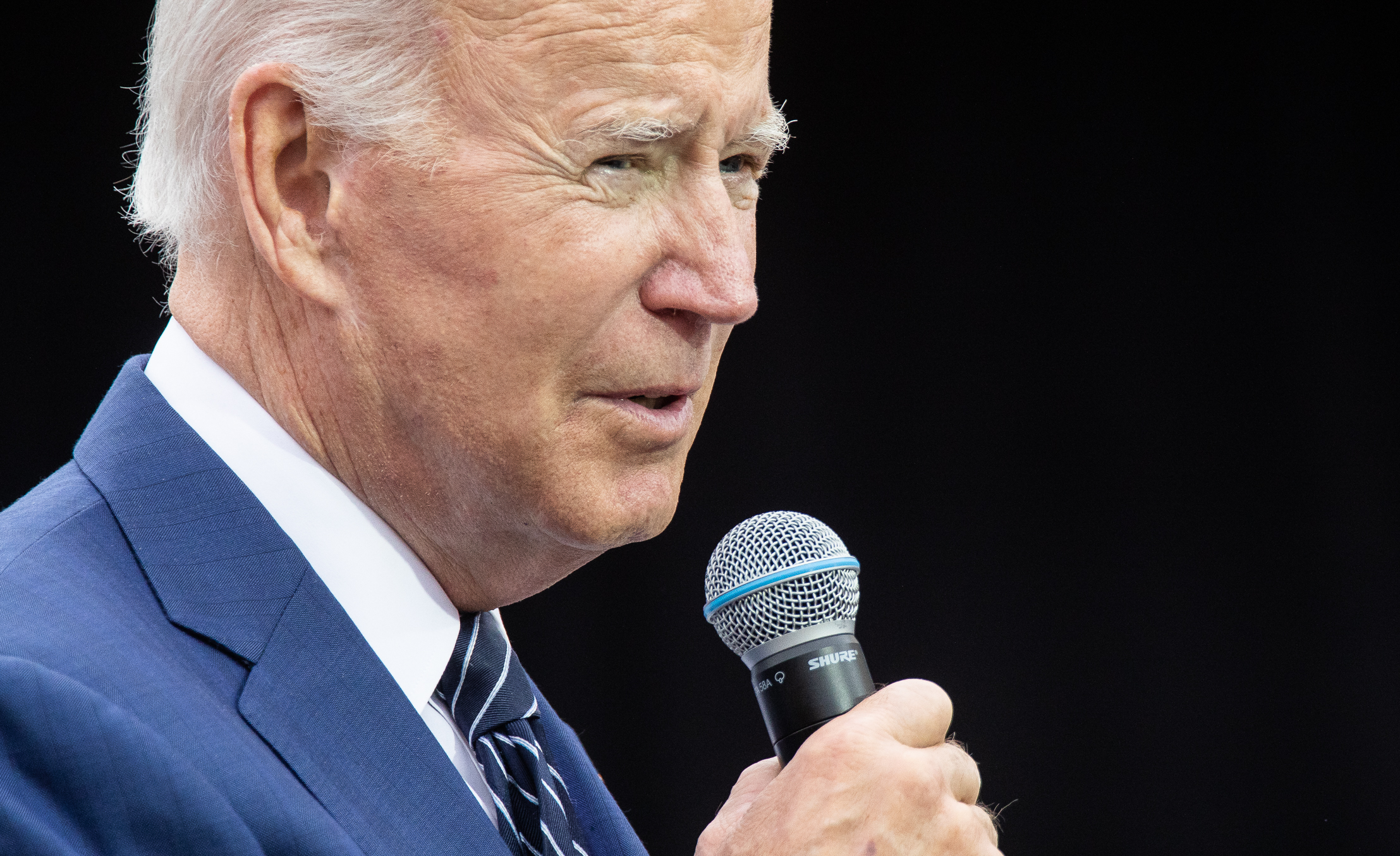 President Biden Urges Congress to Toughen Penalties for Executives of Failed Banks - Vimarsana News