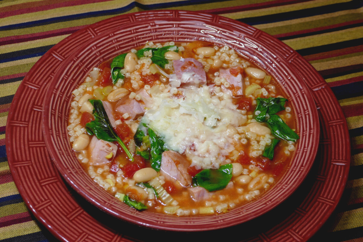 Pasta Fagioli con Prosciutto (Pasta and Bean Soup with Ham). (Linda Gassenheimer/TNS)